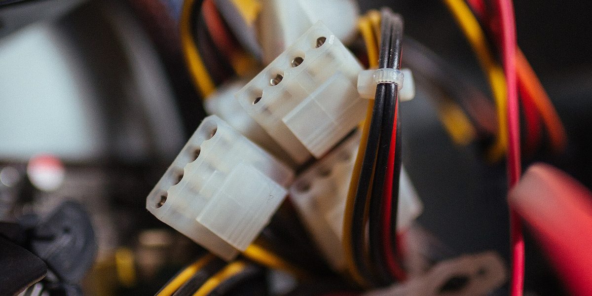Cable Management That Stays Tidy