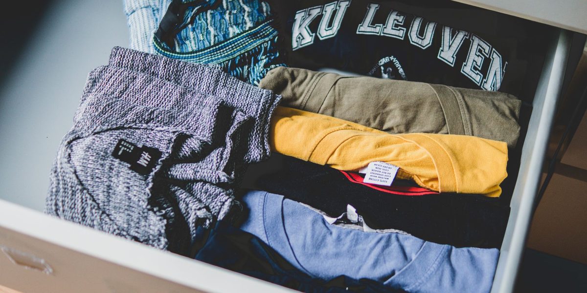 How to Keep Your Workspace Clean With Almost No Effort